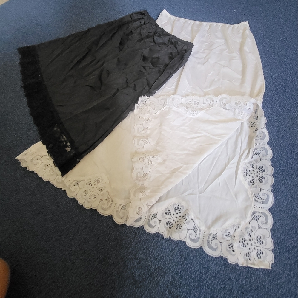 2 slip skirts